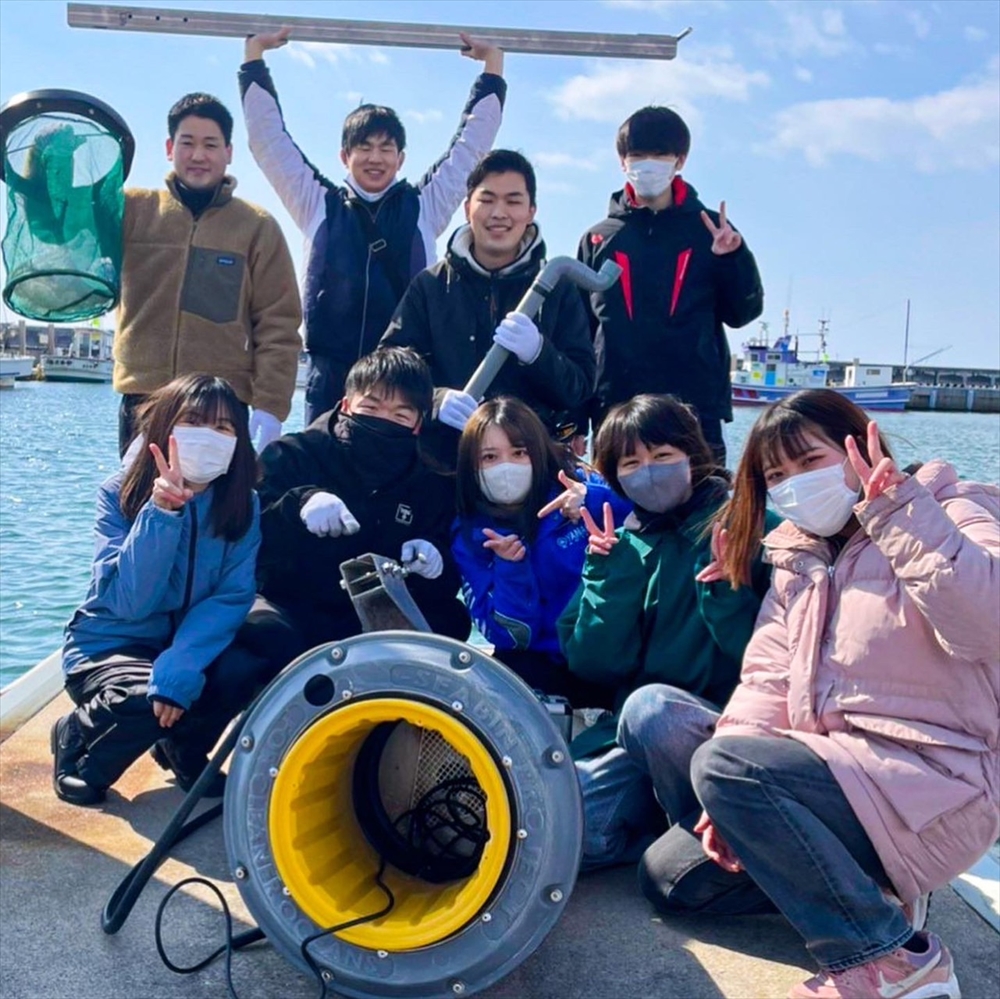3月に北海道初のSeabinを苫小牧市勇払マリーナで設置