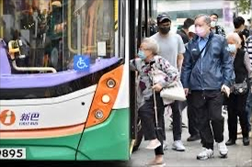 私たちが望む都市（70）　高齢者と街づくり（１）　_高齢者にとって街に出ていくことは、所用を済ませる他に健康の維持的にも必要なことである。高齢者が歩き回れる街づくりが求められている