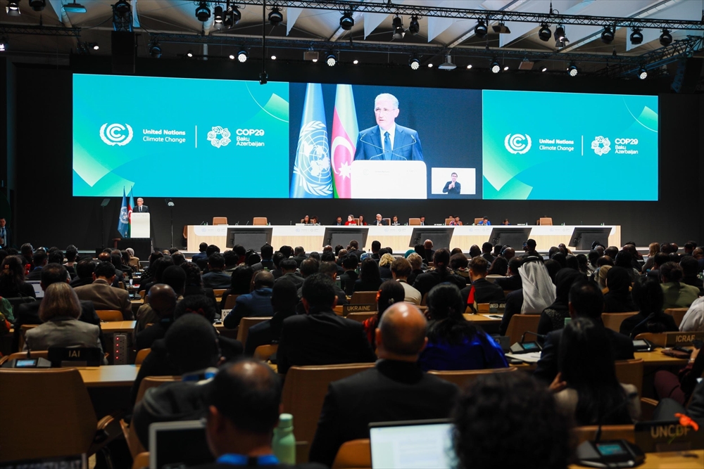 11日に行われたＣＯＰ29の開会式（提供・国際持続可能開発研究所）