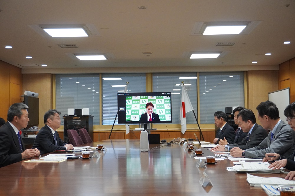 前２回地域脱炭素に関する国と地方の意見交換会の様子（全国知事会ホームページより）