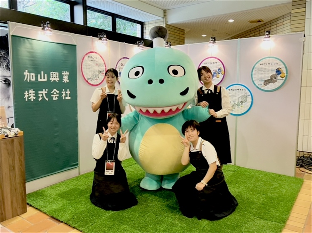 バスケの冠試合ではコーヒーを販売する試みも