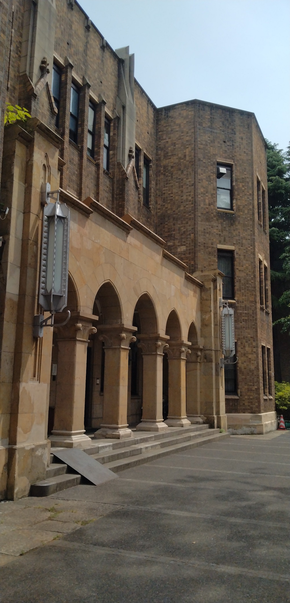 東大工学部列品館