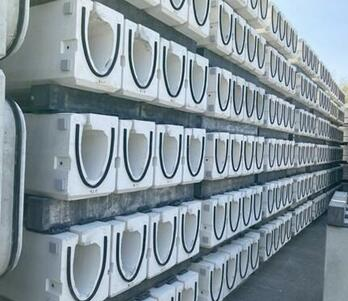 CO2吸収コン トンネルに 1.2キロで約11.6トン吸収 鴻池組_薄型円形水路の製品外観(出荷前)