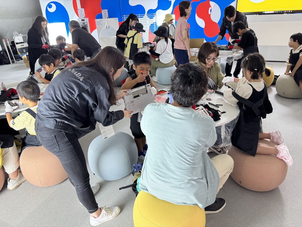 子供らが分別リサイクルの大切さを楽しみながら学んだ