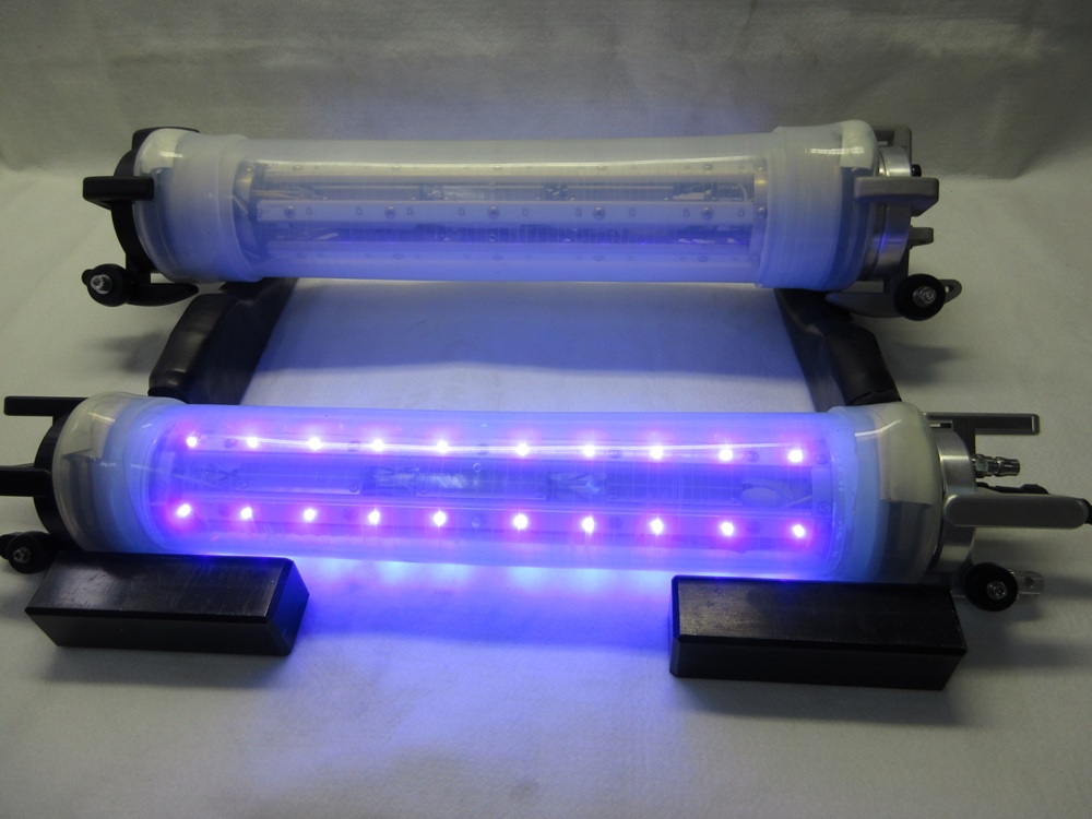 エコホーの企業訪問（52）住吉製作所　管路内調査と止水・部分補修のパイオニア　「管口一体型」で更生取付管の強度１３７％を実現_新製品のＬＥＤスリープ