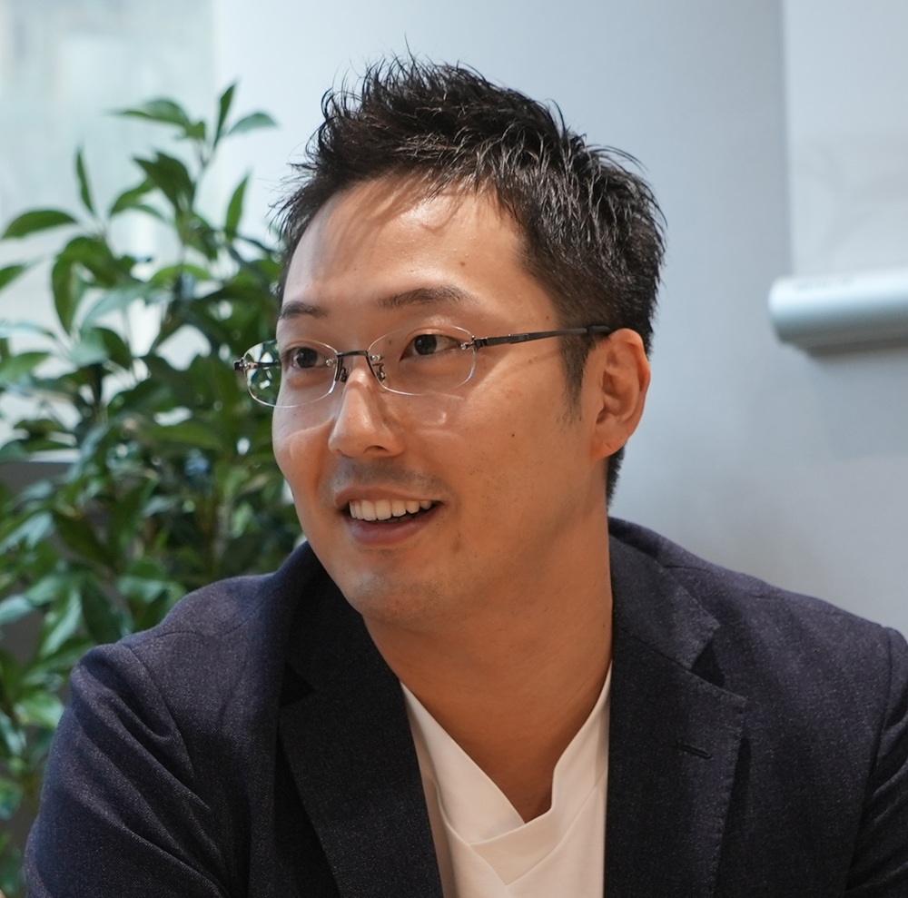 池﨑敬執行役員