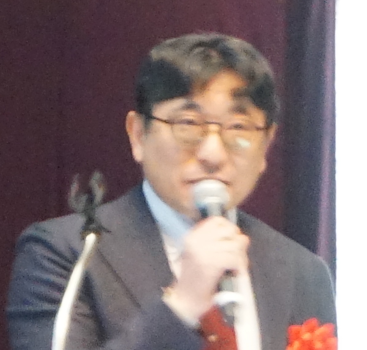 登壇した取締役事業開発担当・宇留野秀一氏