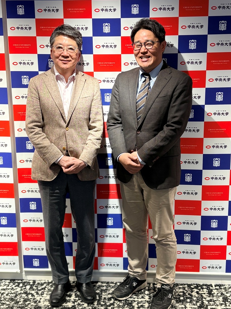 加藤氏（左）と山村氏