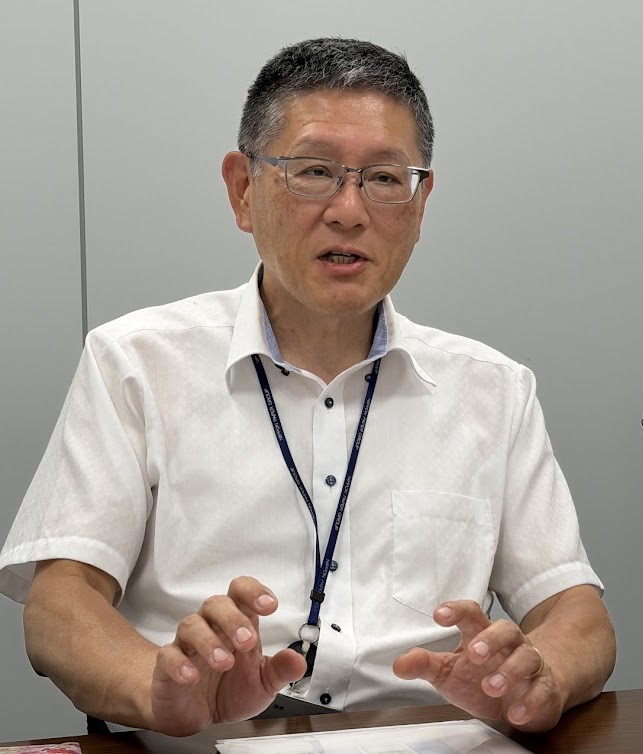 2606170102takayamasan_kao