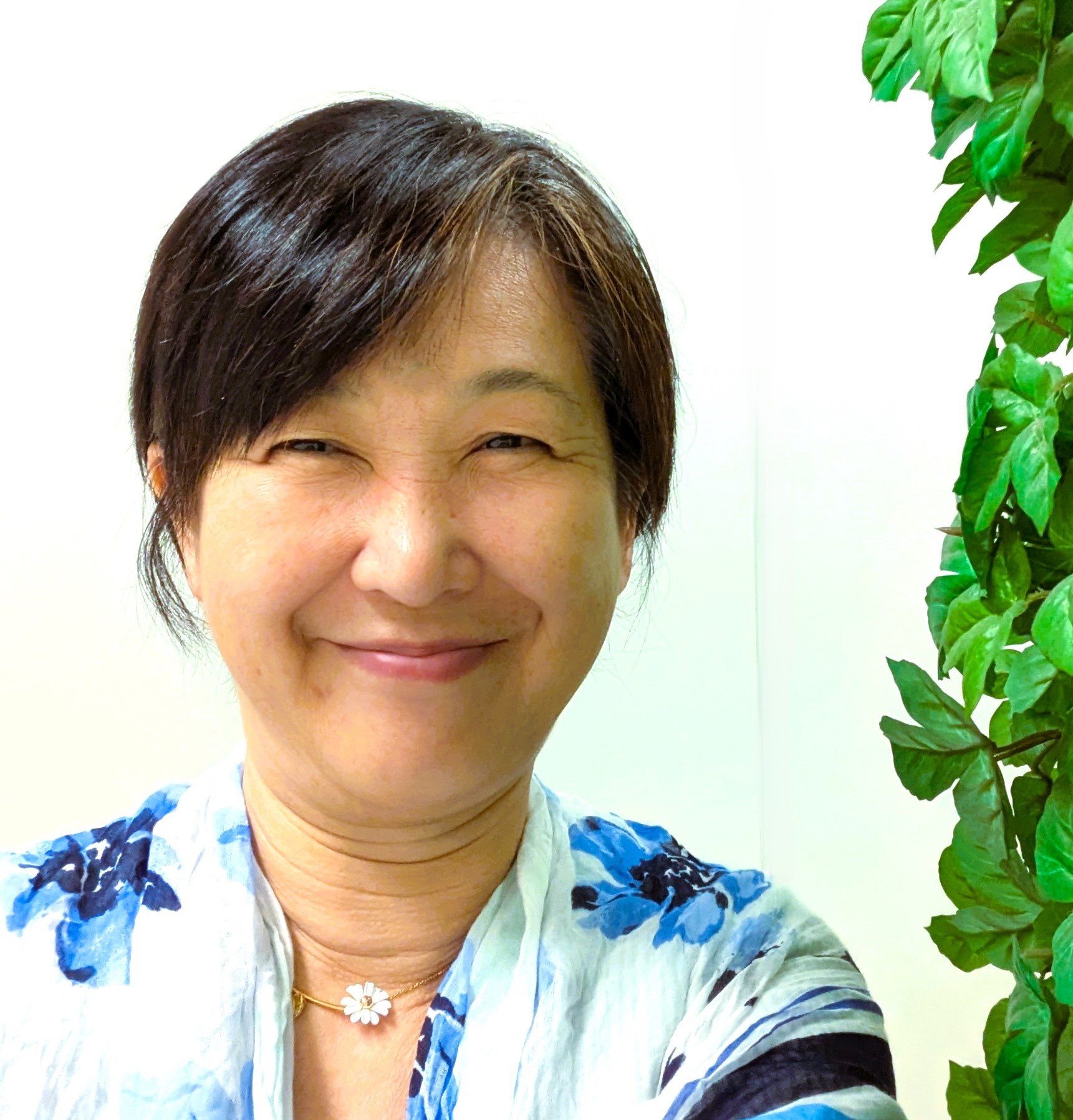 一般社団法人街路樹を守る会代表（共立大学他 非常勤講師　博士［学術］）　愛 みち子