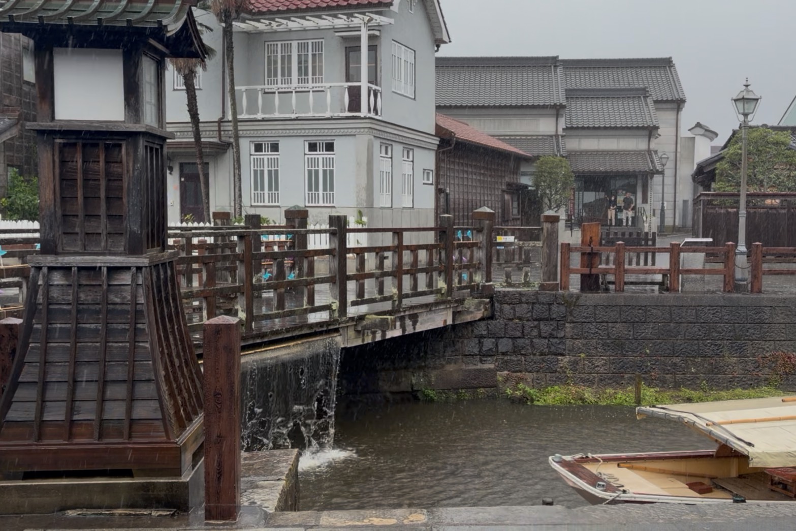 樋橋（ジャージャー橋）